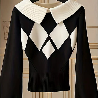 Chic Sweater Elegant Women's Sweater | Chic Pullover with Long Flowing Lines,