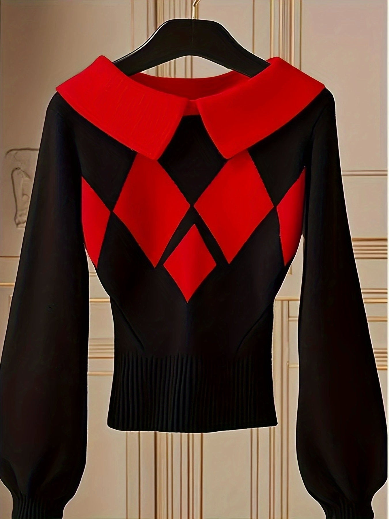 Chic Sweater Elegant Women's Sweater | Chic Pullover with Long Flowing Lines,
